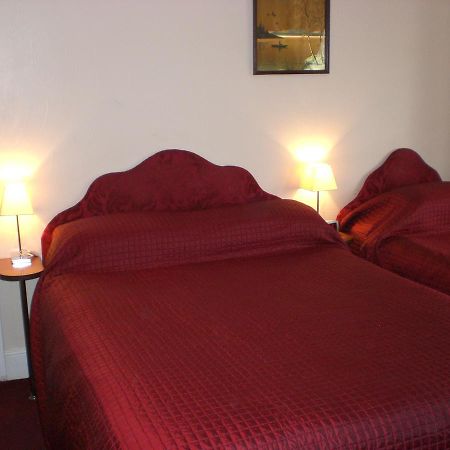 Melville Lodge Gatwick Χόρλι Δωμάτιο φωτογραφία