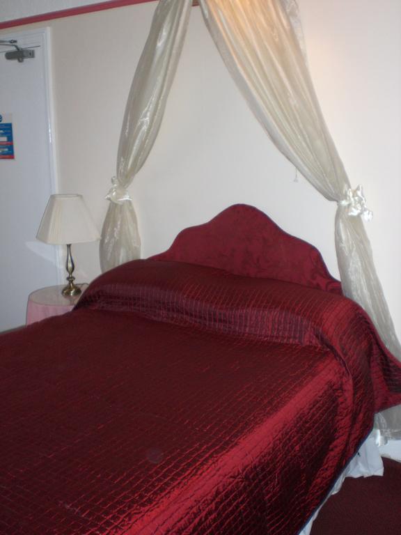 Melville Lodge Gatwick Χόρλι Εξωτερικό φωτογραφία