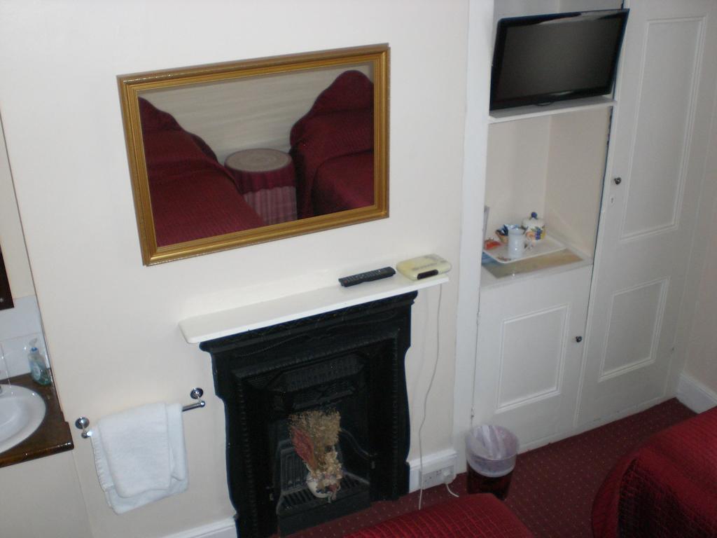 Melville Lodge Gatwick Χόρλι Δωμάτιο φωτογραφία