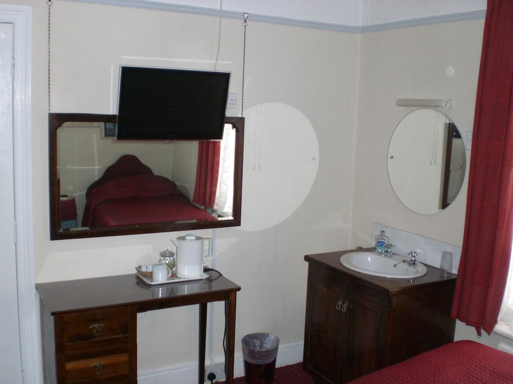 Melville Lodge Gatwick Χόρλι Εξωτερικό φωτογραφία
