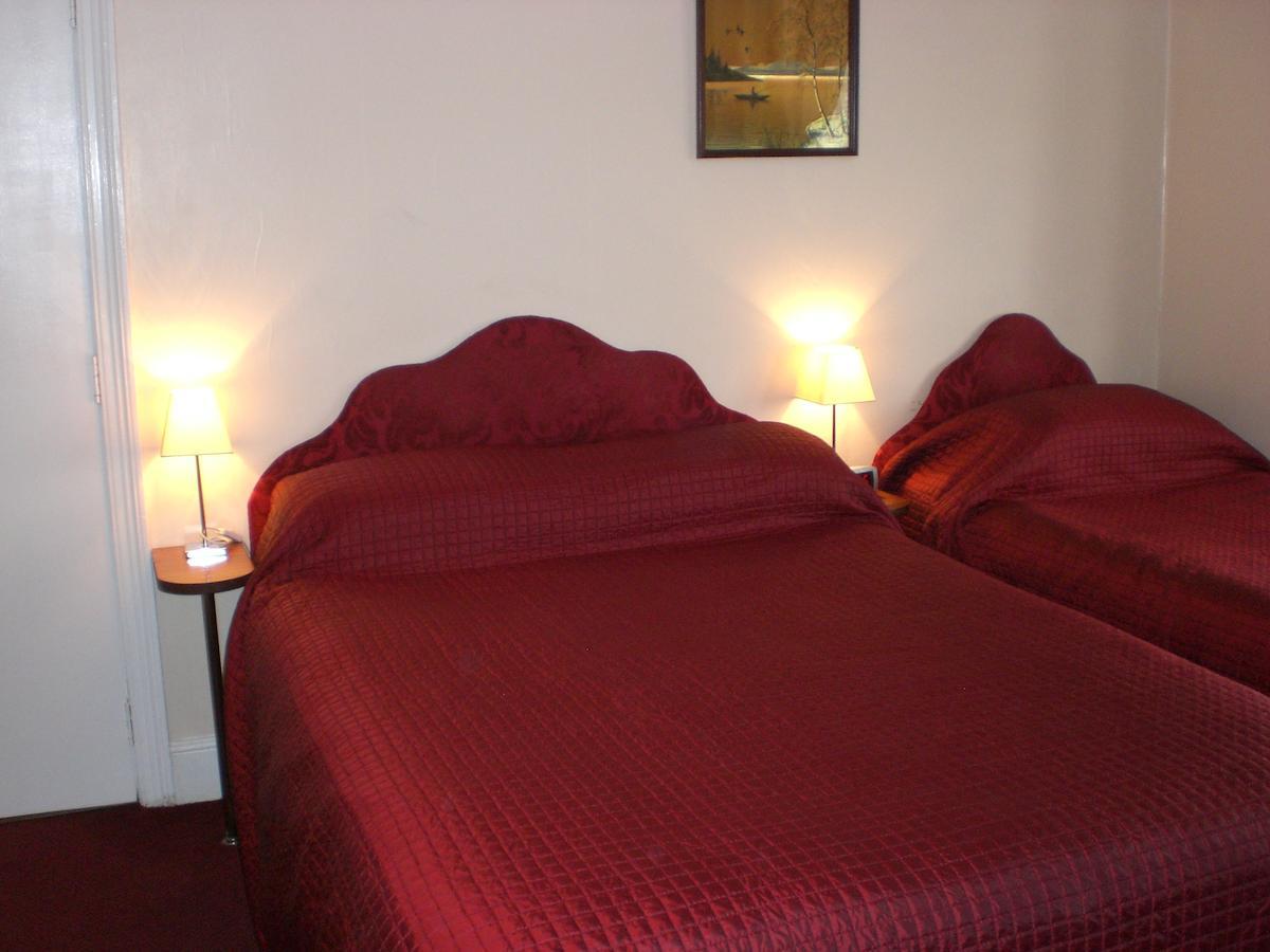 Melville Lodge Gatwick Χόρλι Δωμάτιο φωτογραφία