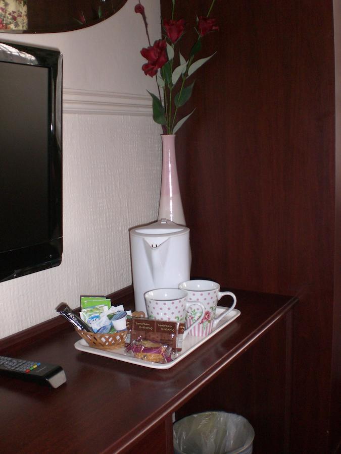 Melville Lodge Gatwick Χόρλι Δωμάτιο φωτογραφία